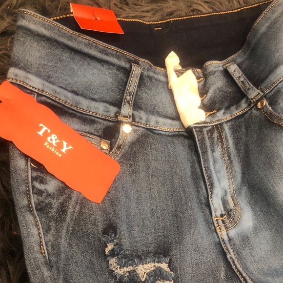 brand new button up jeans - Picture 4 of 4